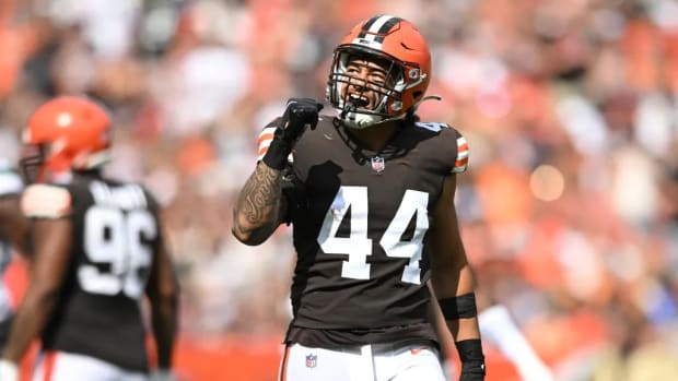 Sione Takitaki